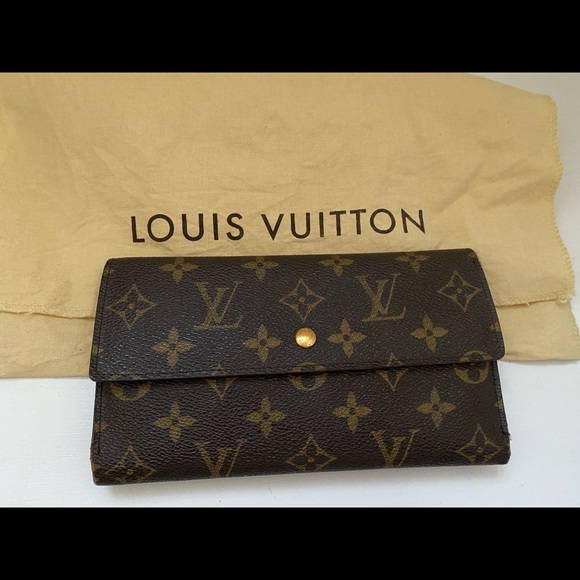 SOLD Louis Vuitton Trifold Long Wallet - Picture 1 of 16
